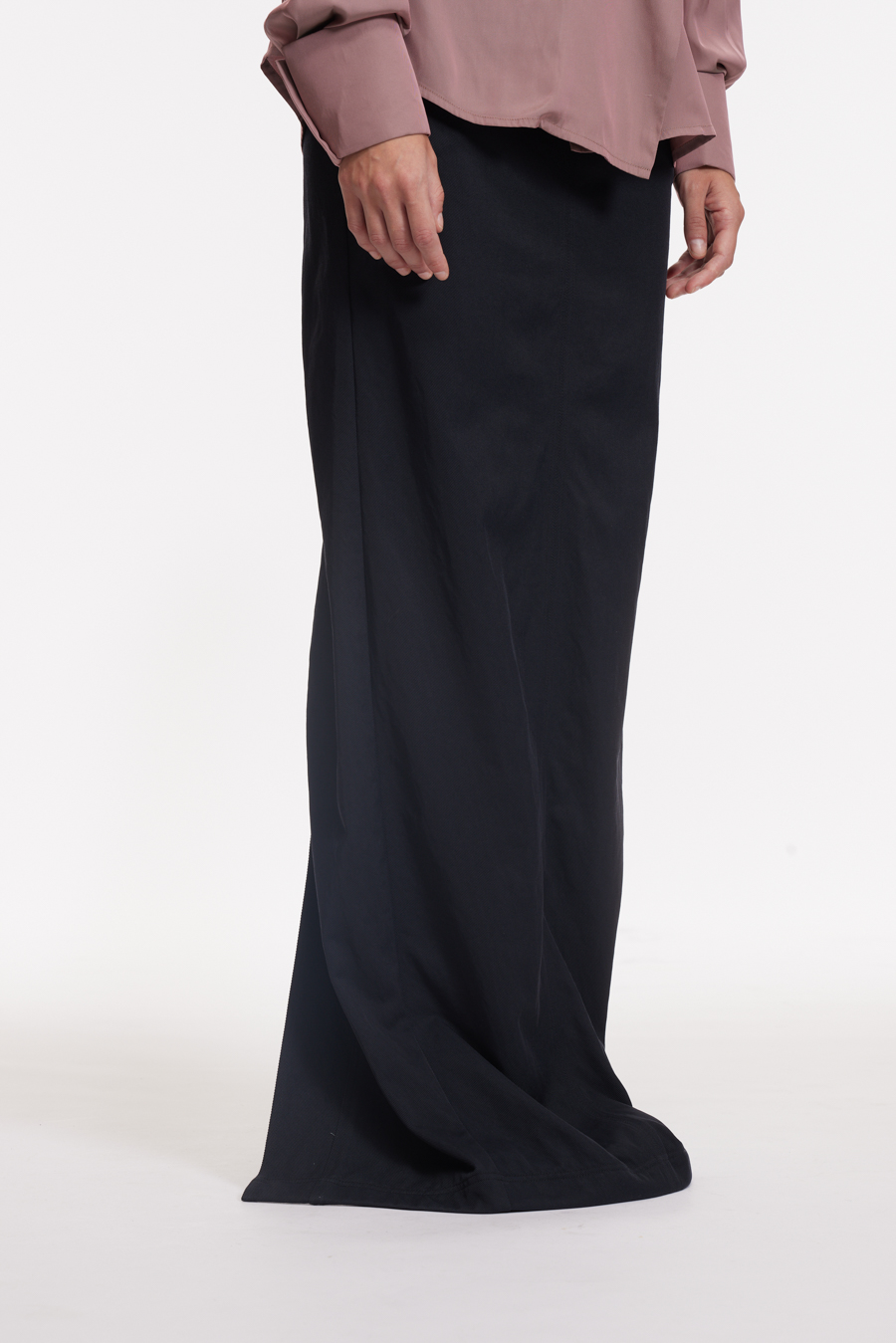 MN - FLOOR-LENGTH SLIT FISHTAIL SKIRT (Dark Blue) (S